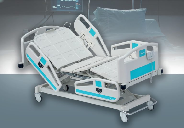 Сред богатия избор от оборудване е реанимационното легло MYS-5410NE